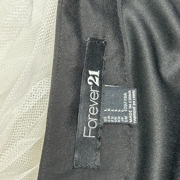 Skirt - Picture 9 of 10